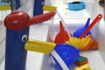 Waschrinne Detail - Ideen für die Badgestaltung in Kindergärten