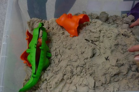 Mondsandwanne - Kinetischer Sand begeistert Kinder und Erzieher